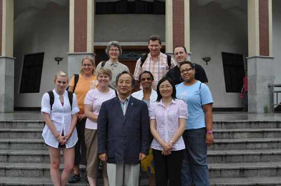 美国联合卫理公会访问团访问华东神学院 美国联合卫理公会访问团访问华东神学院